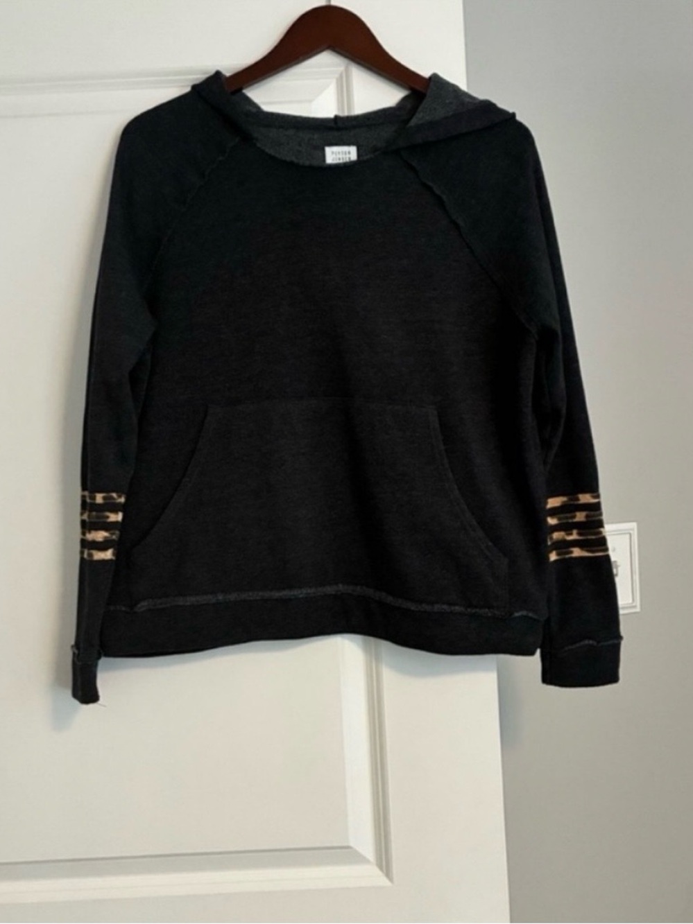 Evereve Peyton Jensen Dark Gray Hoodie with Leopard Detail